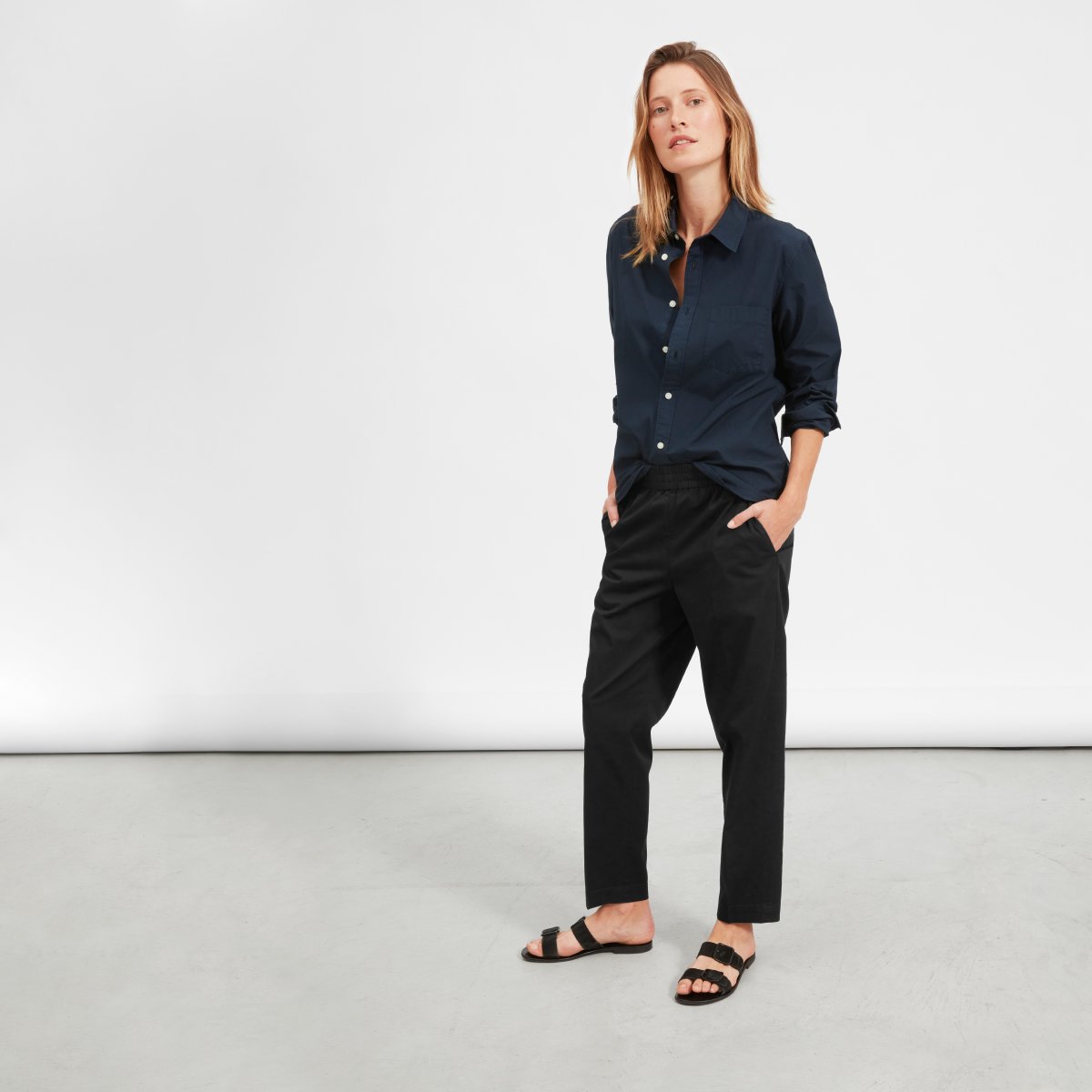 travel pants from everlane 