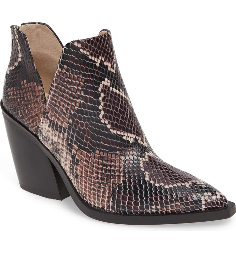 Gigietta Bootie VINCE CAMUTO